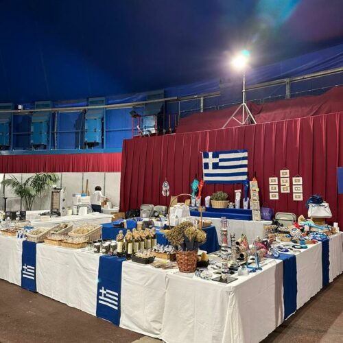 Vue du stand grec lors de la Kermesse – Photo des archives de Mme Maria Albertini.